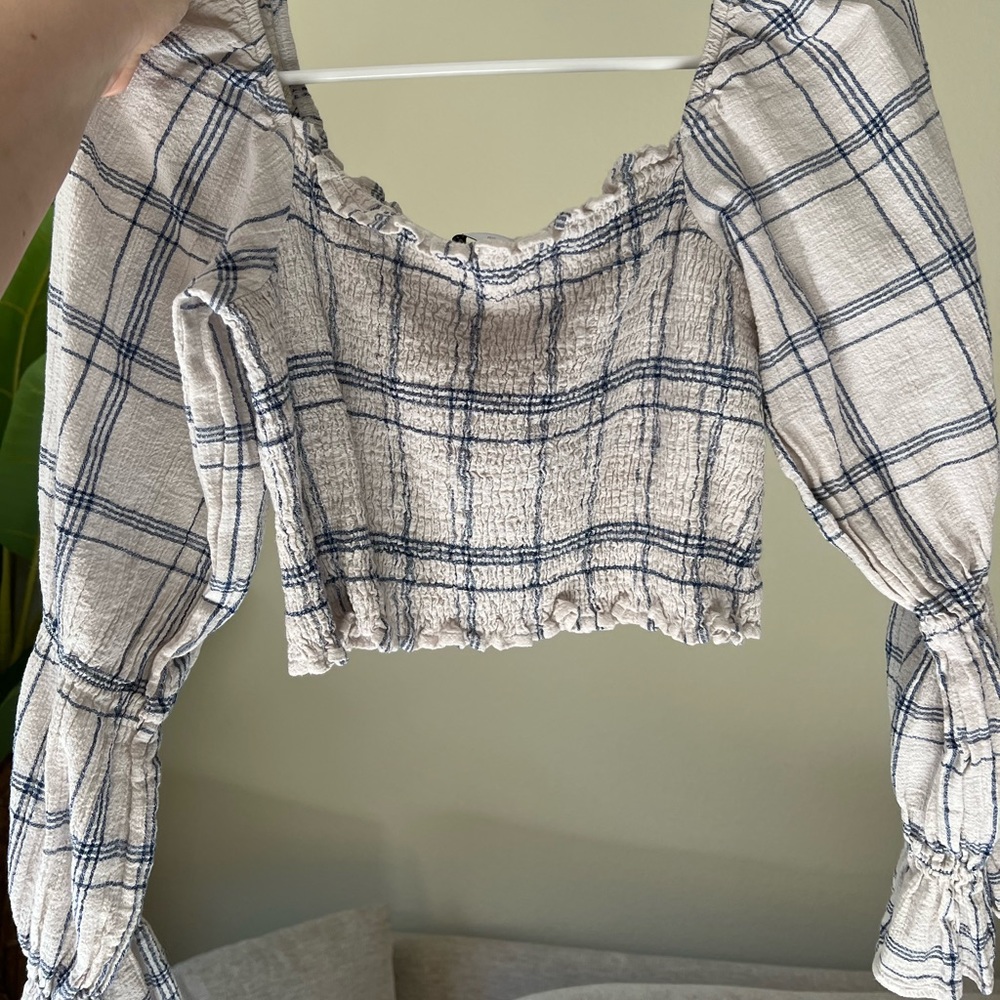 Crop top